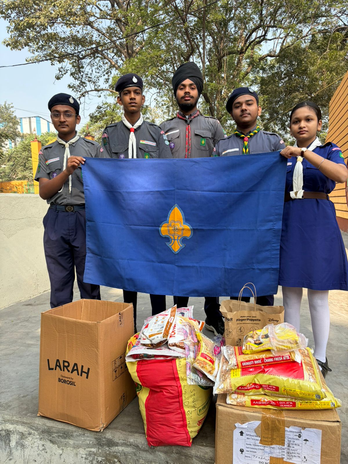 Scouts and Guides of KSMS visited Hind Ashram