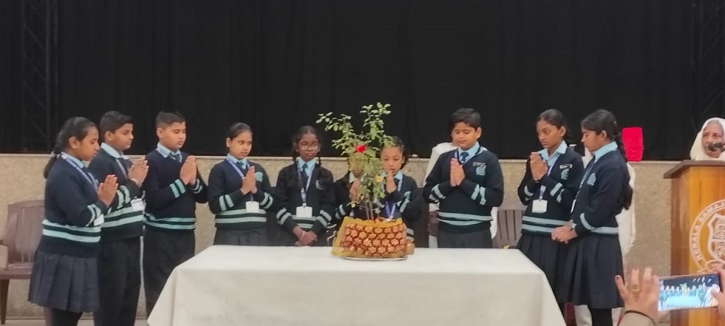 Tulsi Pujan Diwas 2025